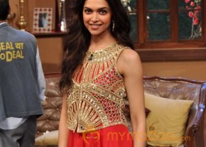 Chennai Express Promotions at Comedy Nights Gallery photo 15