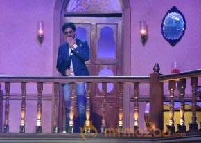 Chennai Express Promotions at Comedy Nights Gallery photo 8