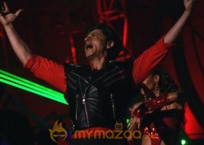 BigB Shahrukh, Salman &amp; Akshay perform for Cintaa Superstars ka Jalwaa Gallery photo 6