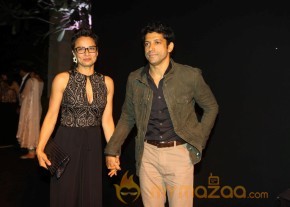 Deepika Padukone Black And Gold Party Photos photo 7