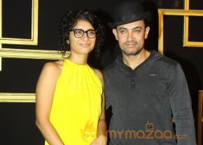 Deepika Padukone Black And Gold Party Photos photo 33
