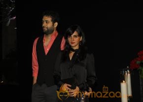 Deepika Padukone Black And Gold Party Photos photo 4