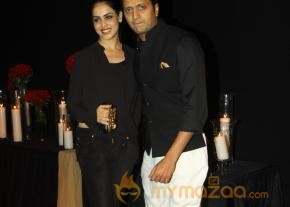 Deepika Padukone Black And Gold Party Photos photo 34