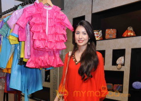 Designer Sonya Vajifdar Launch Her Rainwear   photo 11