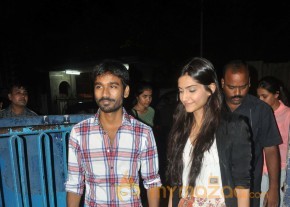 Dhanush & Sonam Kapoor Promote Raanjhanaa In Mumbai  photo 2