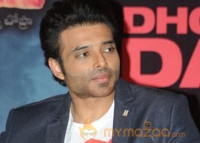 Dhoom 3 Movie Press Meet Photos photo 5