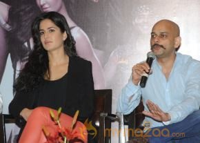 Dhoom 3 Movie Press Meet Photos photo 27