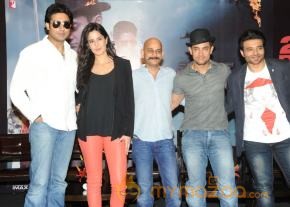 Dhoom 3 Movie Press Meet Photos photo 19
