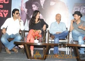 Dhoom 3 Movie Press Meet Photos photo 65
