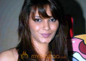 Diana Hayden Graced Tom N Jerry’s Birthday photo 5