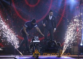 Dishoom Team at Indias Got Talent TV Show photo 8