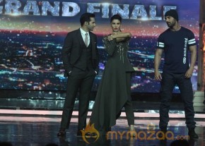 Dishoom Team at Indias Got Talent TV Show photo 23