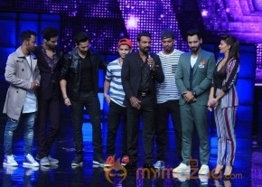 Dishoom Team at Star Plus Dance Show for Promotion