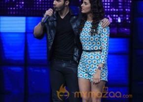 Dishoom Team at Star Plus Dance Show for Promotion photo 25