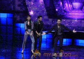 Dishoom Team at Star Plus Dance Show for Promotion photo 26
