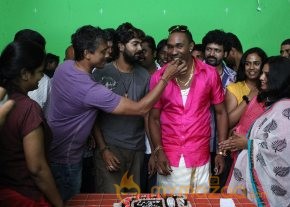 Dwayne Bravo Lungi Dance Photos photo 24