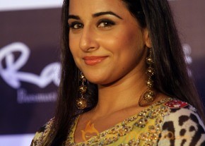 Emraan Hashmi,Vidya Balan At GHANCHAKKAR Promotion photo 24