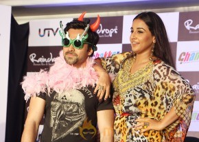 Emraan Hashmi,Vidya Balan At GHANCHAKKAR Promotion photo 4
