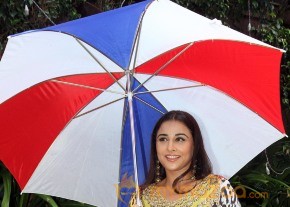 Emraan Hashmi,Vidya Balan At GHANCHAKKAR Promotion photo 11