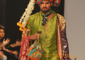 Exclusive Pakistan Fashion Week 2009-Gallery  photo 7