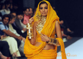 Exclusive Pakistan Fashion Week 2009-Gallery  photo 14
