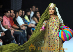 Exclusive Pakistan Fashion Week 2009-Gallery  photo 17
