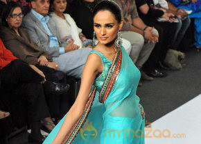 Exclusive Pakistan Fashion Week 2009-Gallery  photo 6
