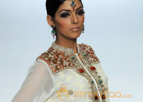 Exclusive Pakistan Fashion Week 2009-Gallery 