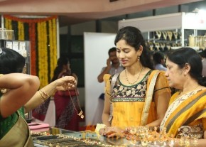 Fashion Unlimited Expo Page 3 Event Gallery photo 29