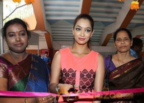Fashion Unlimited Expo Page 3 Event Gallery photo 54