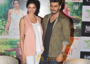 Finding Fanny Press Meet Photos photo 26