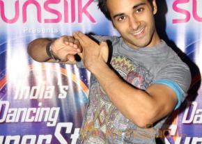 Fukrey Promotion At India's Dancing Superstar  photo 11