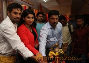 Gate Movie Team at Hastashilpi Silk India Expo Event Gallery photo 46