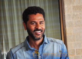 Girish Taurani & Prabhu Dheva Promote Ramaiya Vastavaiya  photo 11