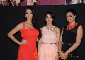 Glitzy & Glamorous & Bold Bollywood Affair Event  photo 9