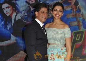 Happy New Year Film Sharabi Video Song Launch Gallery photo 2