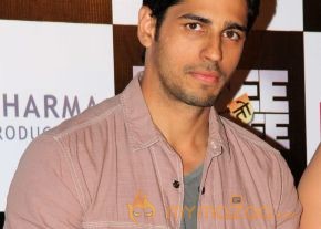 Hasee Toh Phasee First Look Launch Images photo 3
