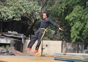 Heropanti star Tiger Shroff deadly live stunts photo 9