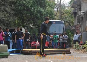 Heropanti star Tiger Shroff deadly live stunts photo 10