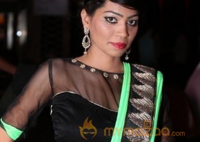 Hot Indian Models Ramp Walk Pics photo 8