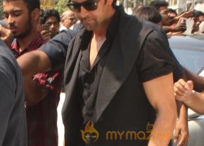 Hrithik And Priyanka At Krrish 3 Promote photo 10
