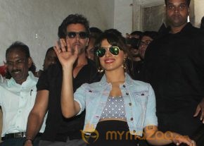 Hrithik And Priyanka At Krrish 3 Promote photo 13