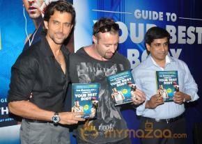 Hrithik Roshan Launch Your Best Body Fitness Book   photo 16