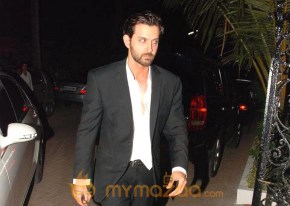 Hrithik Roshan spotted at Laila Khan engagement photo 5