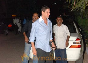 Hrithik Roshan spotted at Laila Khan engagement photo 4