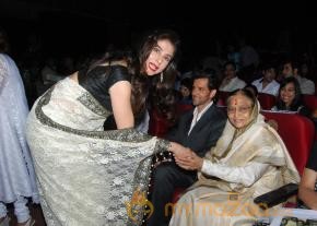 Hritik,Govinda & Urmila at Dadasaheb Phalke Academy Awards   photo 60