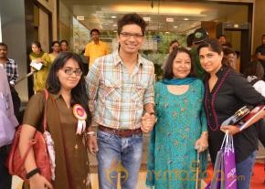 Hritik,Govinda & Urmila at Dadasaheb Phalke Academy Awards   photo 27