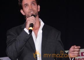 Hritik,Govinda & Urmila at Dadasaheb Phalke Academy Awards   photo 14