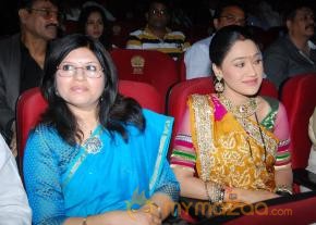 Hritik,Govinda & Urmila at Dadasaheb Phalke Academy Awards   photo 6