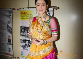 Hritik,Govinda & Urmila at Dadasaheb Phalke Academy Awards   photo 25